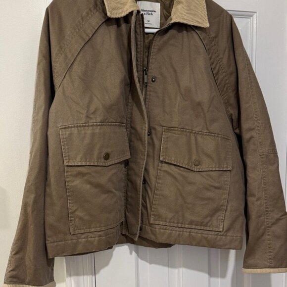 Abercrombie & Fitch Utility Jacket in Brown with Cream Collar - Picture 3 of 4